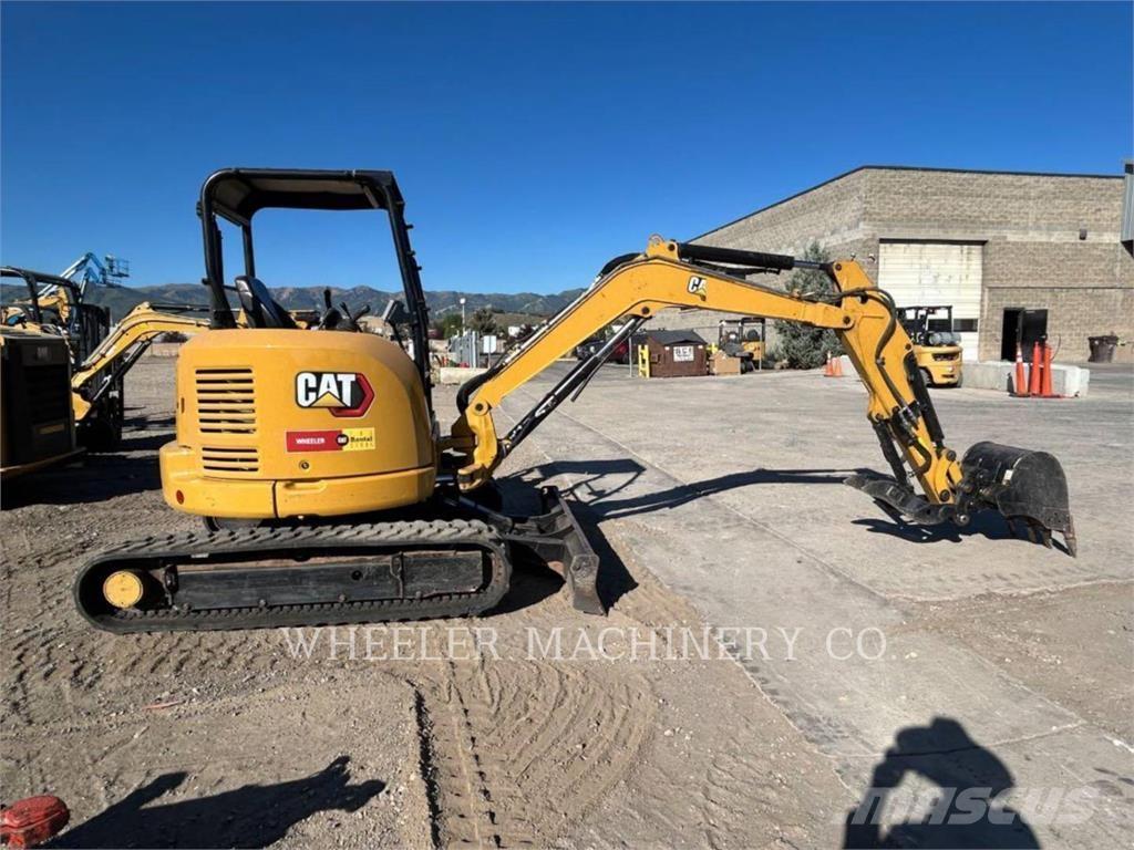 CAT 304E2 C1TH حفارات زحافة