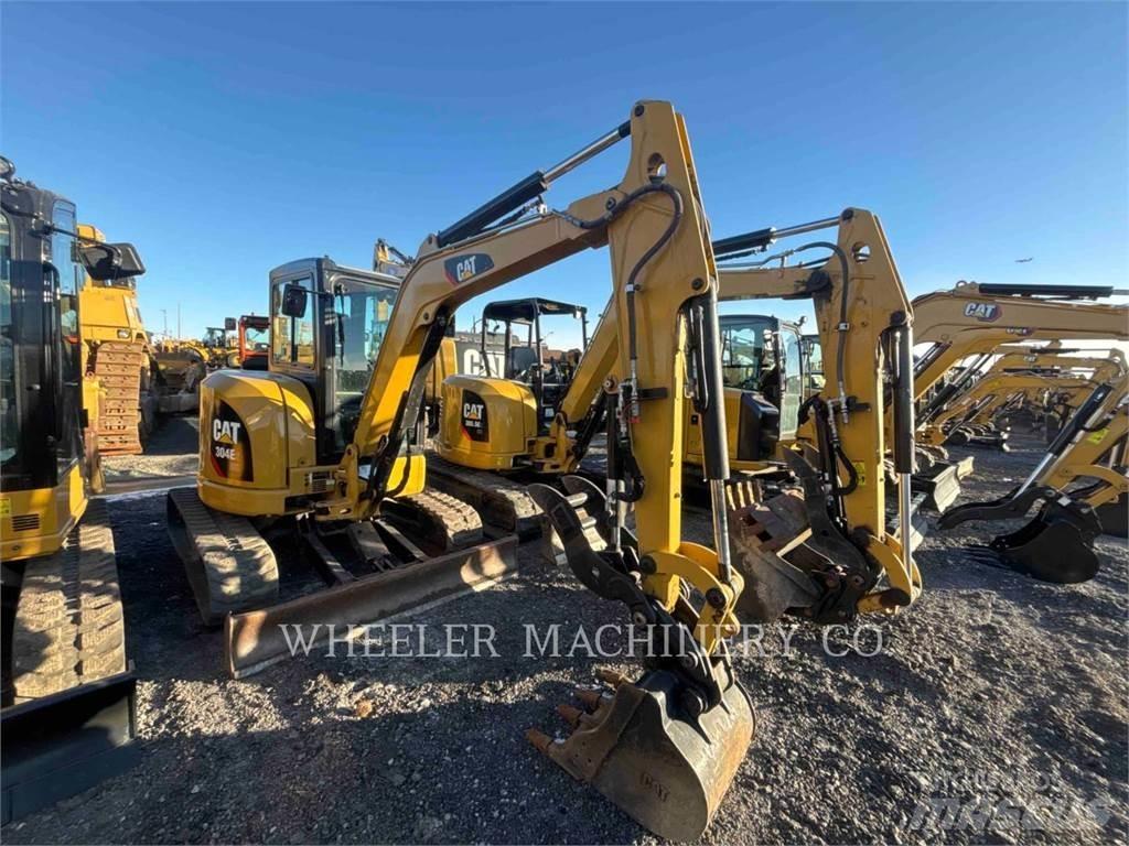 CAT 304E2 C3TH حفارات زحافة