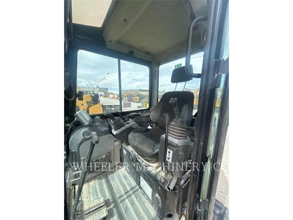 CAT 304E2 C3TH حفارات زحافة