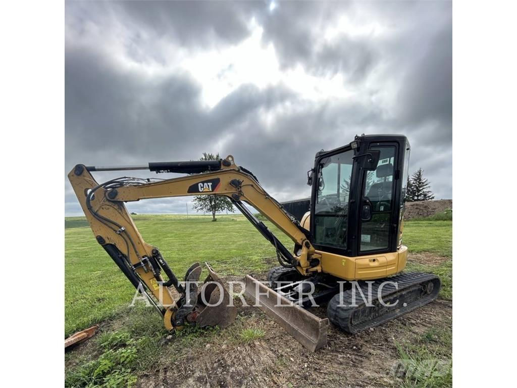 CAT 304E2 CR- حفارات زحافة