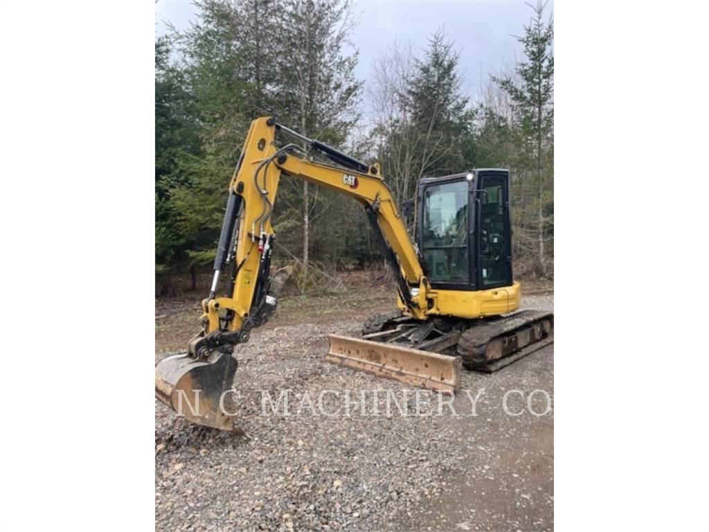 CAT 304E2 CRCB حفارات زحافة