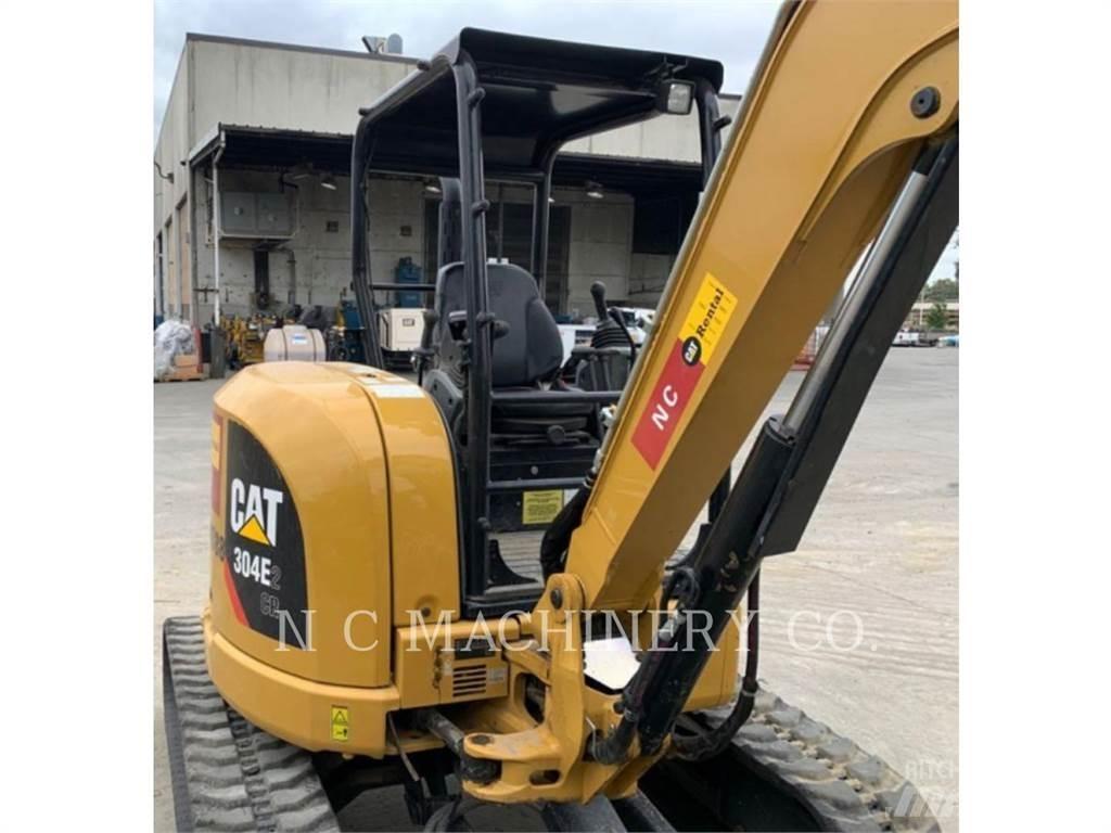 CAT 304E2 CRCN حفارات زحافة