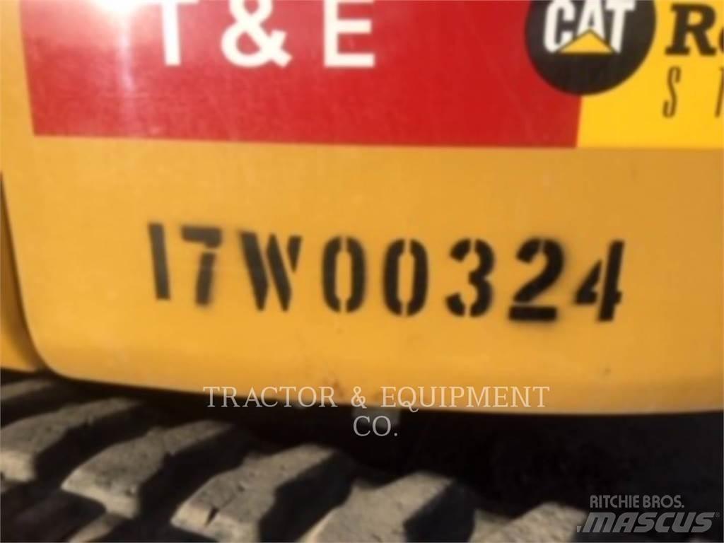 CAT 304E2 CRCN حفارات زحافة