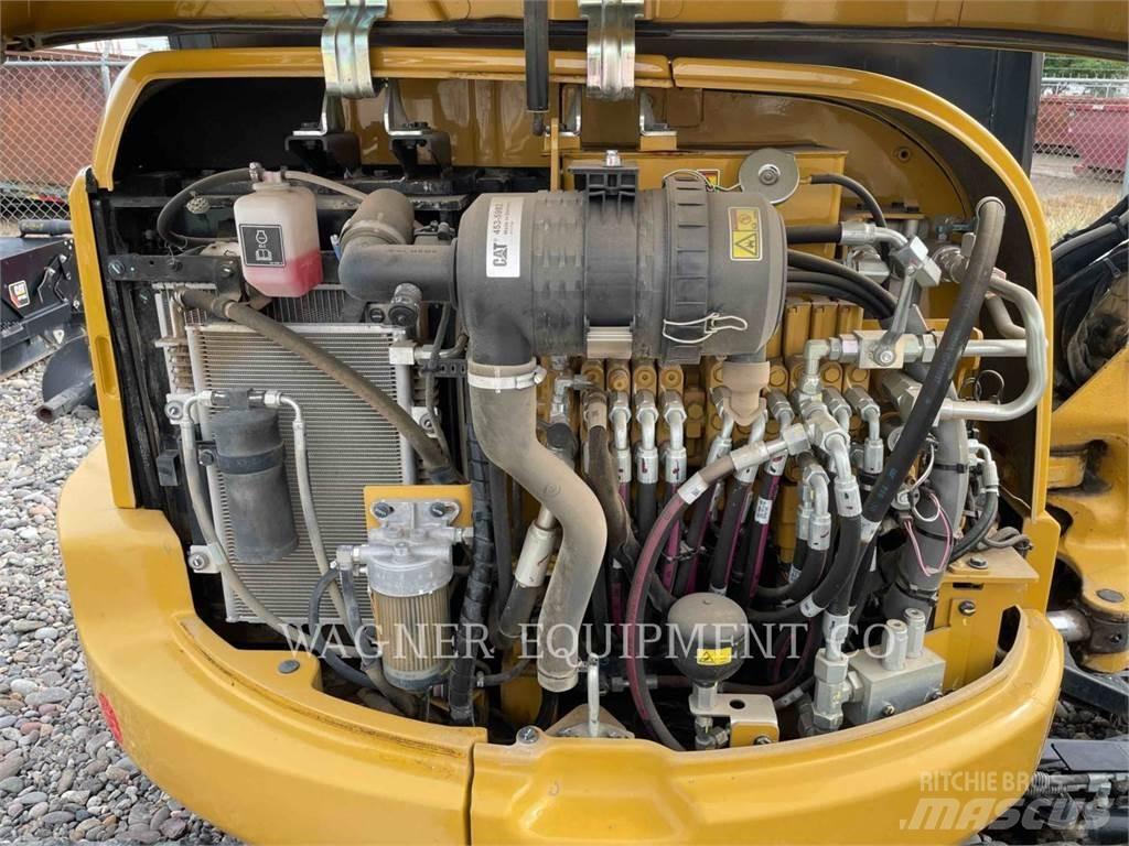 CAT 304E2 THB حفارات زحافة