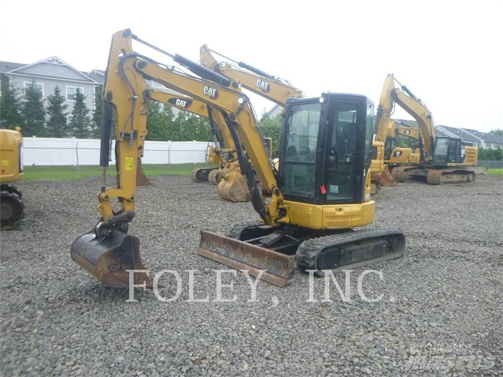 CAT 304E2CR حفارات زحافة