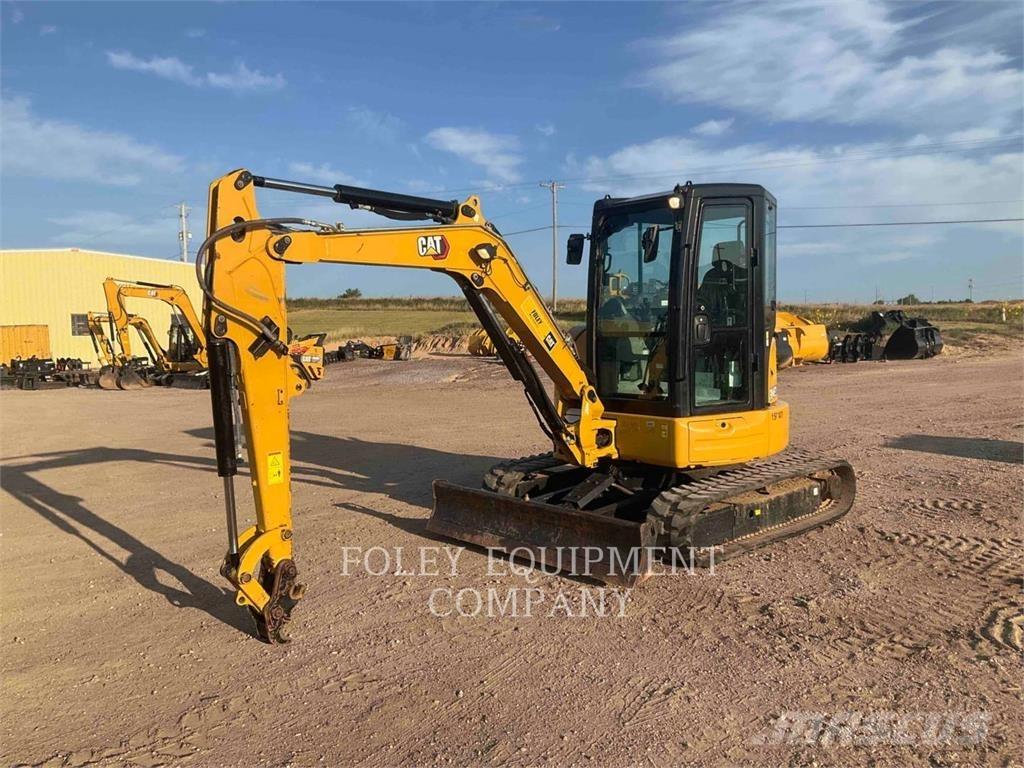 CAT 304E2CR حفارات زحافة