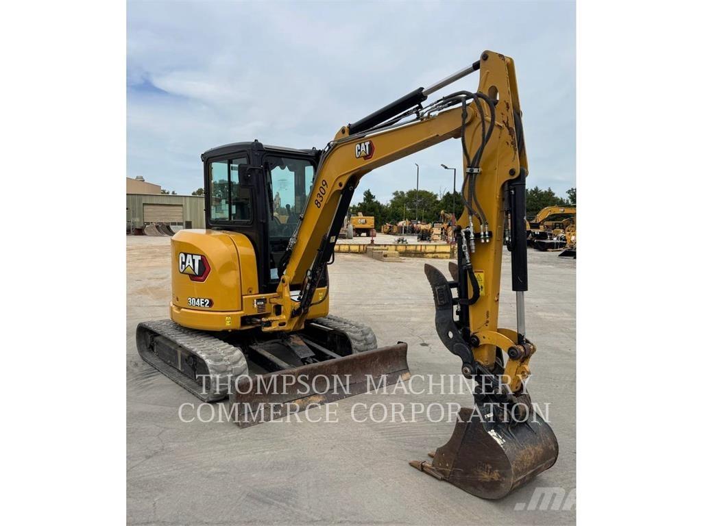 CAT 304E2CR حفارات زحافة