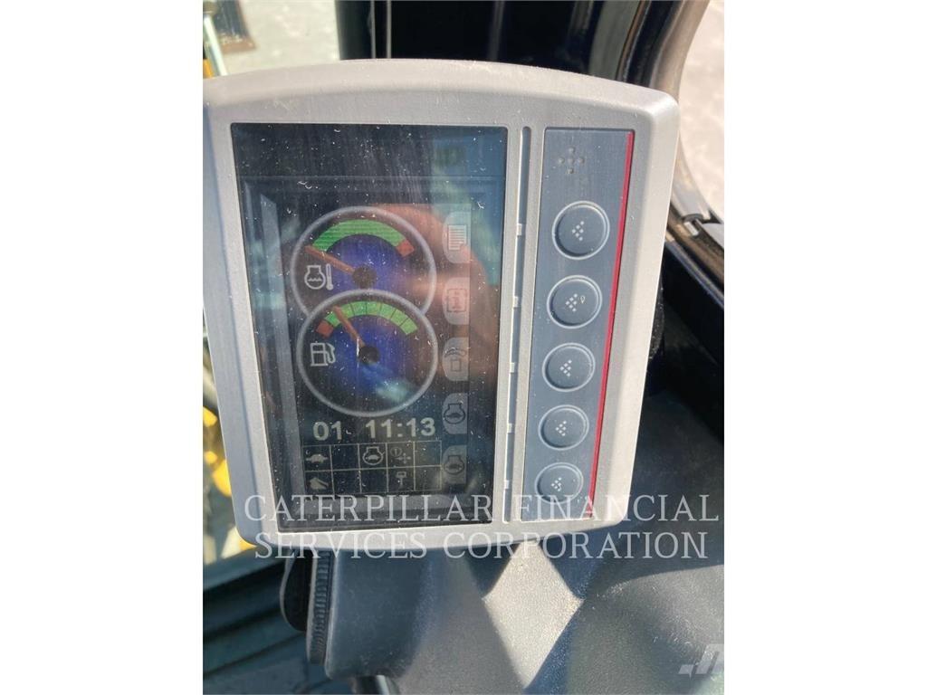 CAT 304E2CR حفارات زحافة