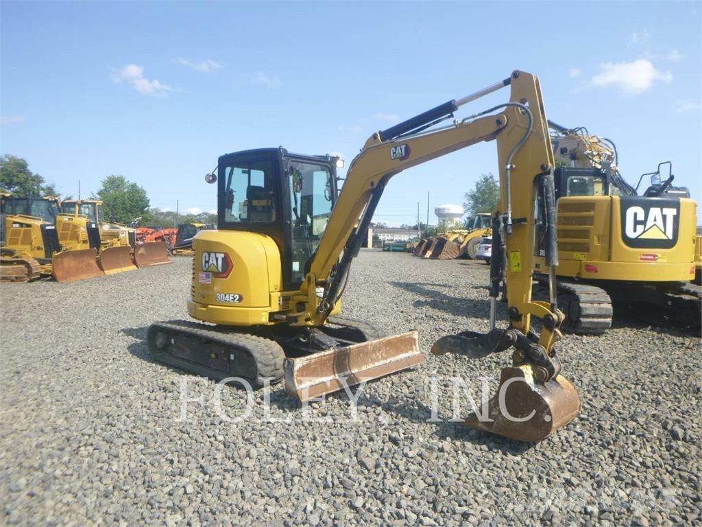CAT 304E2CR حفارات زحافة