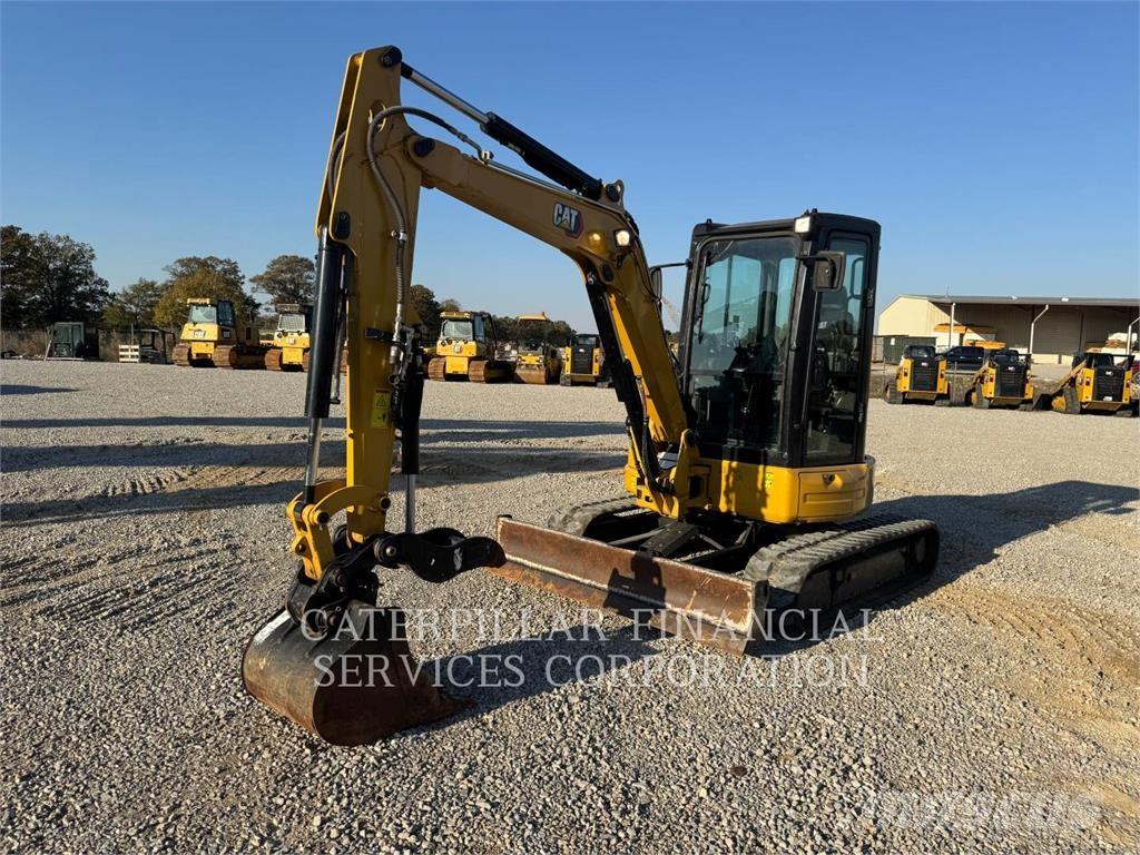 CAT 304E2CR حفارات زحافة