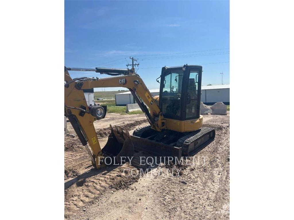 CAT 304E2LC حفارات زحافة