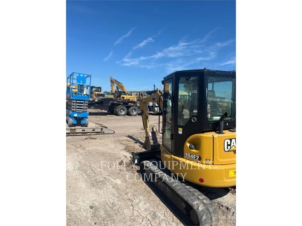 CAT 304E2LC حفارات زحافة