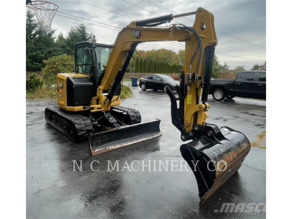 CAT 305 حفارات زحافة