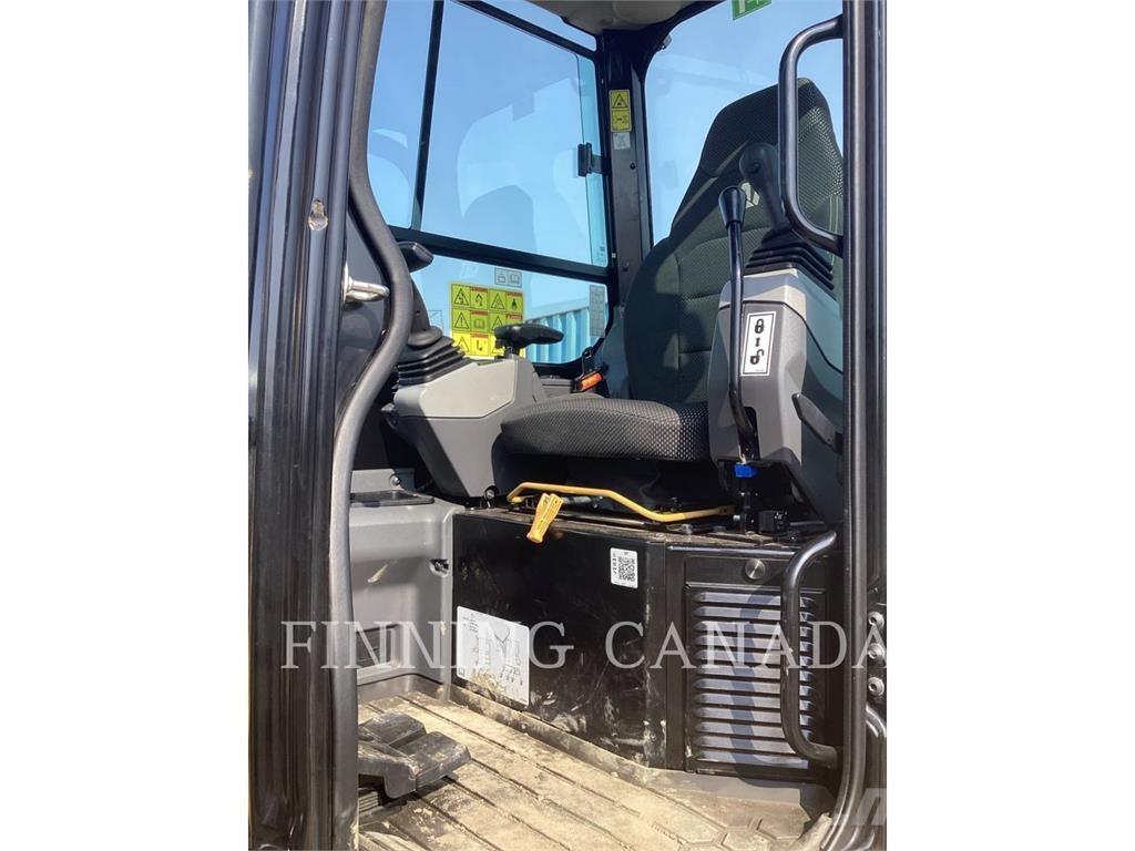 CAT 305-07 حفارات زحافة