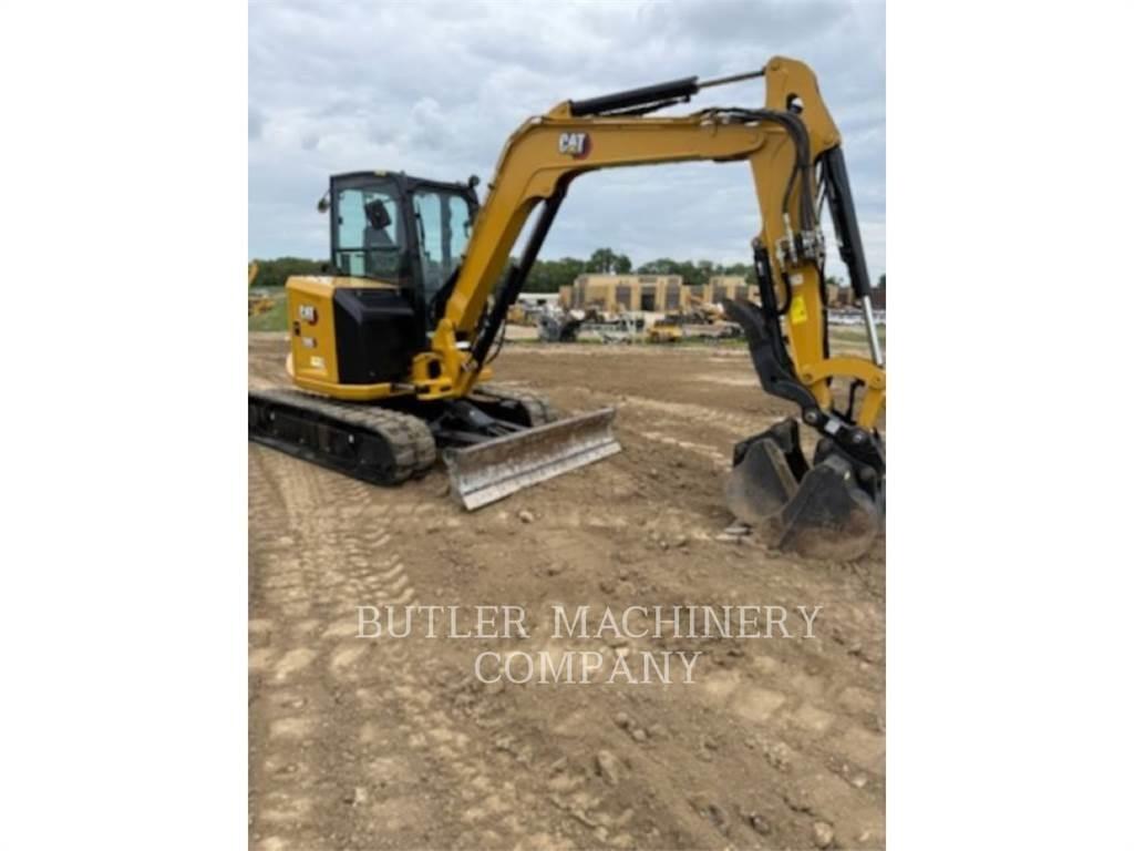 CAT 305-07A حفارات زحافة