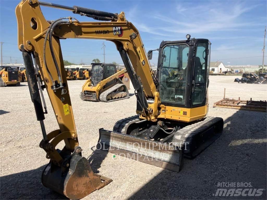 CAT 305-07LC حفارات زحافة