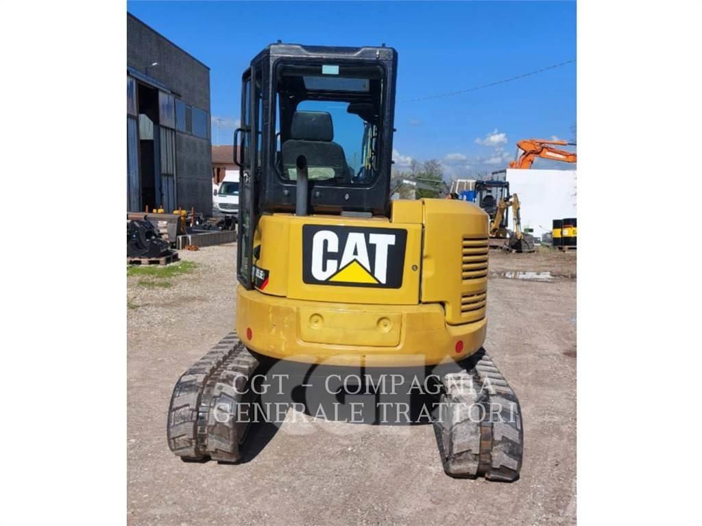 CAT 305.5 E2 حفارات زحافة