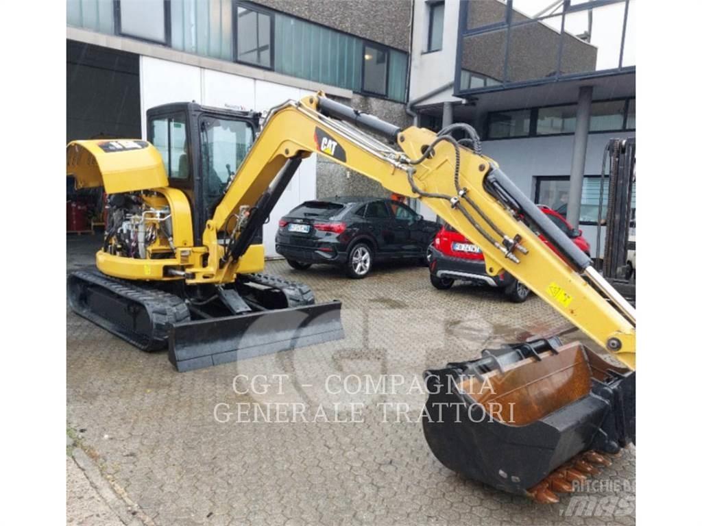 CAT 305.5 E2 حفارات زحافة