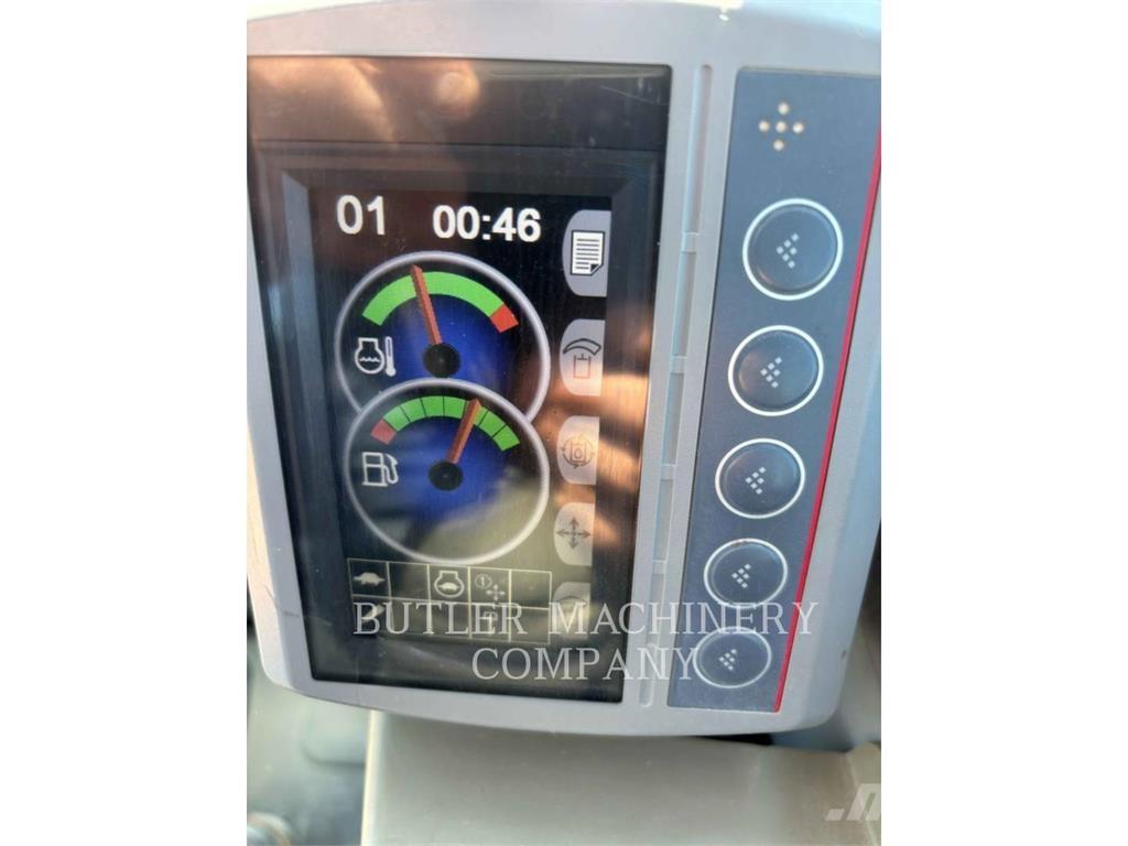 CAT 305.5E حفارات زحافة