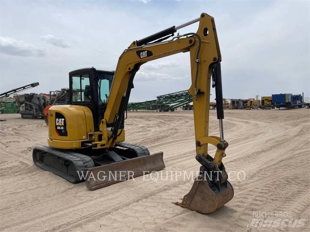 CAT 305.5E2 حفارات زحافة