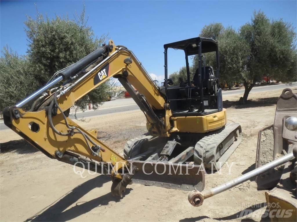 CAT 305.5E2 حفارات زحافة