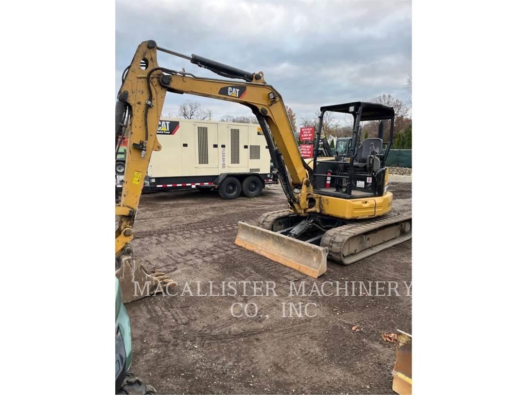 CAT 305.5E2 حفارات زحافة