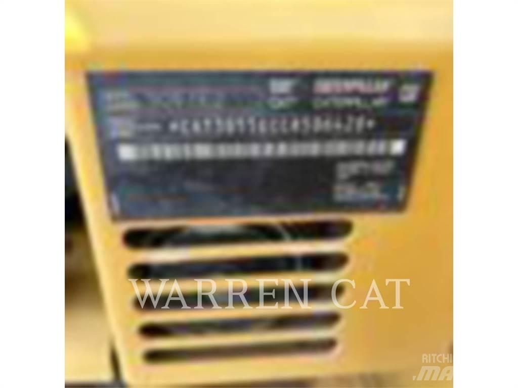 CAT 305.5E2 حفارات زحافة
