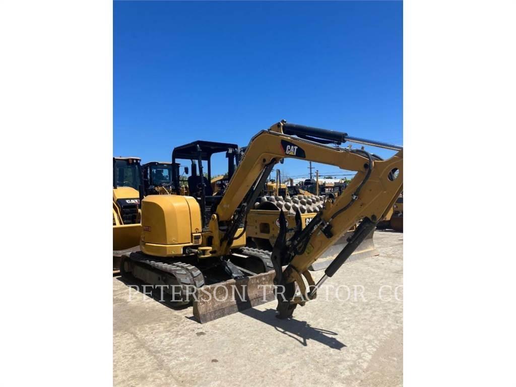 CAT 305.5E2 حفارات زحافة