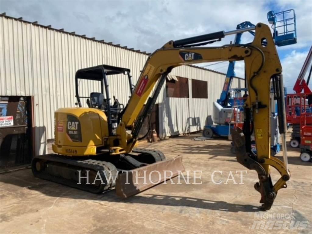 CAT 305.5E2 حفارات زحافة