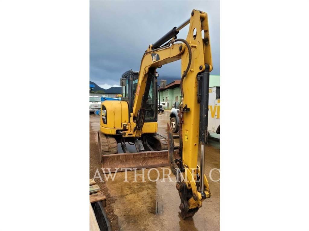 CAT 305.5E2 حفارات زحافة