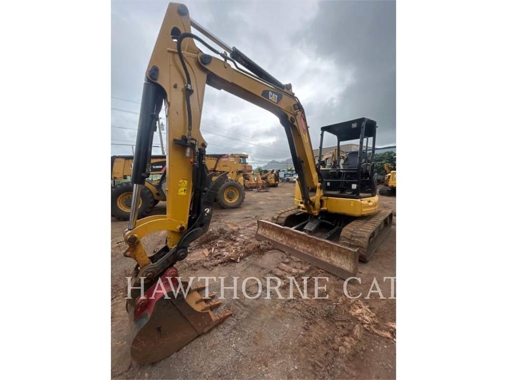 CAT 305.5E2 حفارات زحافة