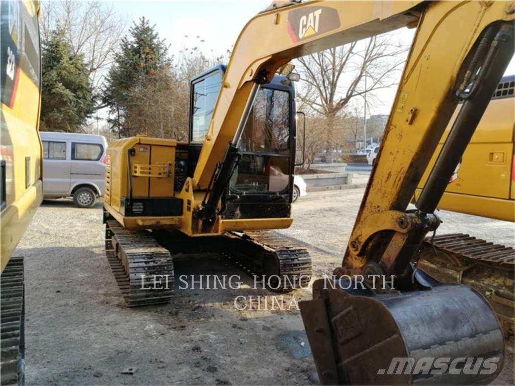 CAT 305.5E2 حفارات زحافة