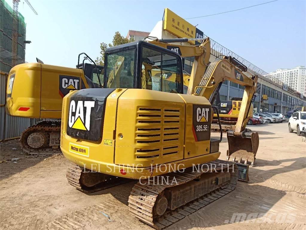 CAT 305.5E2 حفارات زحافة