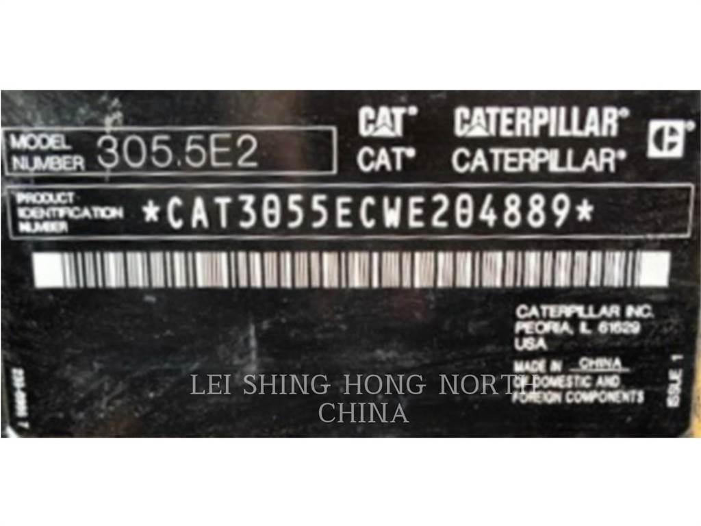 CAT 305.5E2 حفارات زحافة