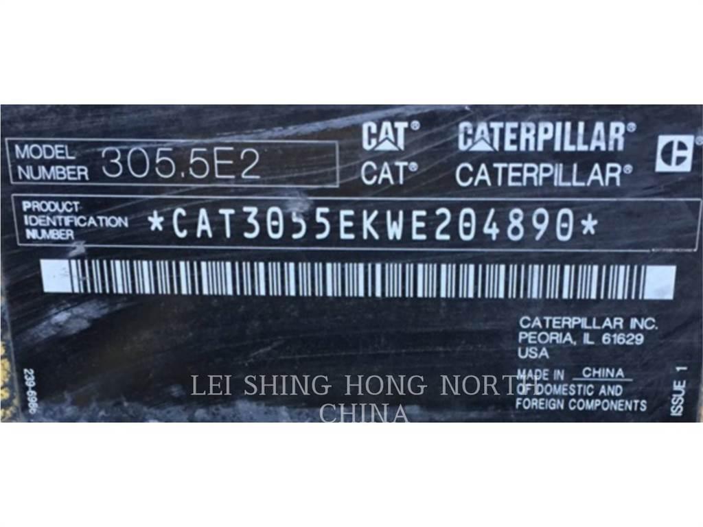 CAT 305.5E2 حفارات زحافة