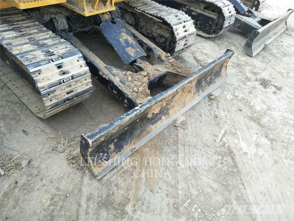 CAT 305.5E2 حفارات زحافة