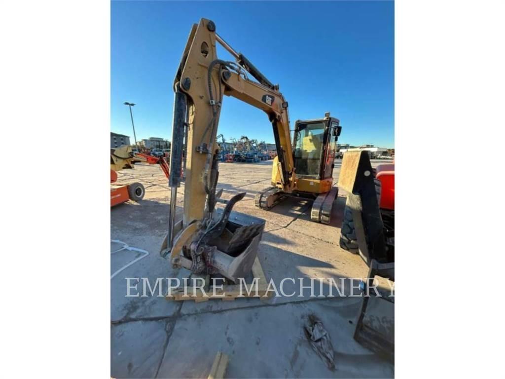 CAT 305.5E2 CA حفارات زحافة