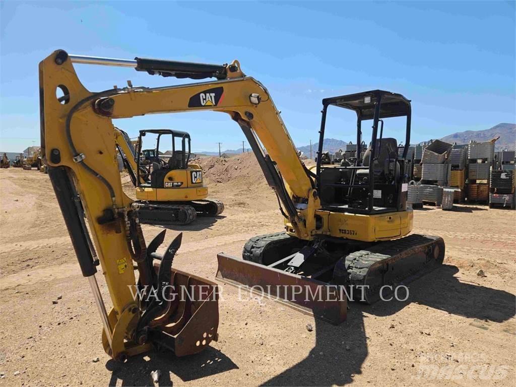 CAT 305.5E2 TB حفارات زحافة