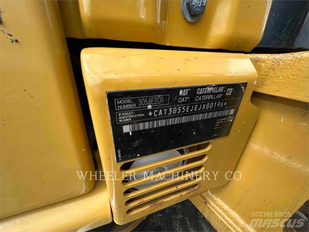 CAT 305.5E2C3T حفارات زحافة