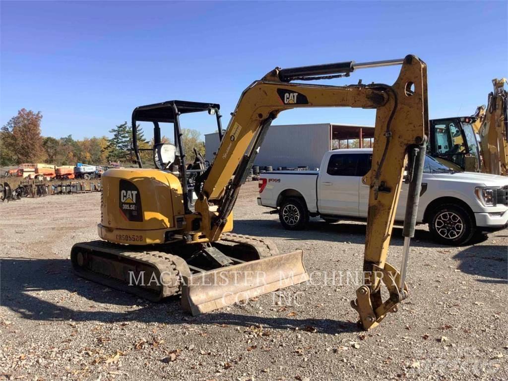CAT 305.5E2CR حفارات زحافة
