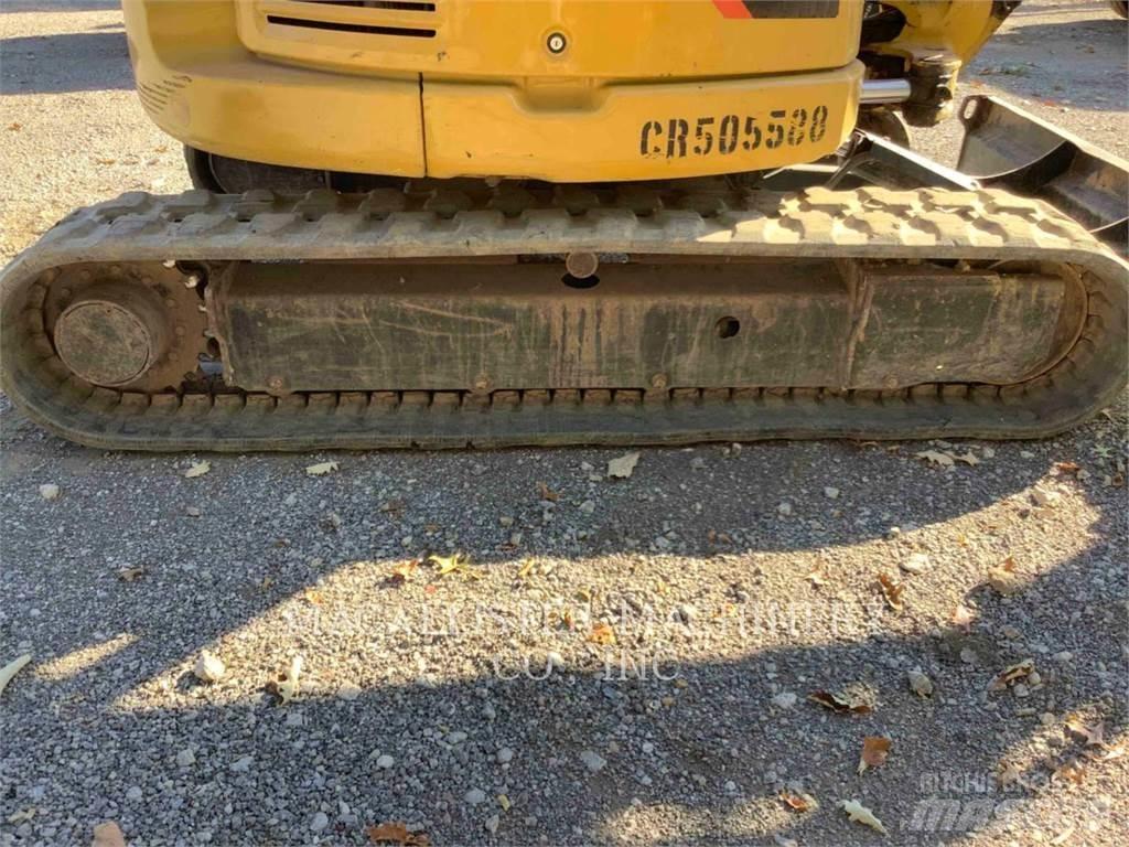 CAT 305.5E2CR حفارات زحافة
