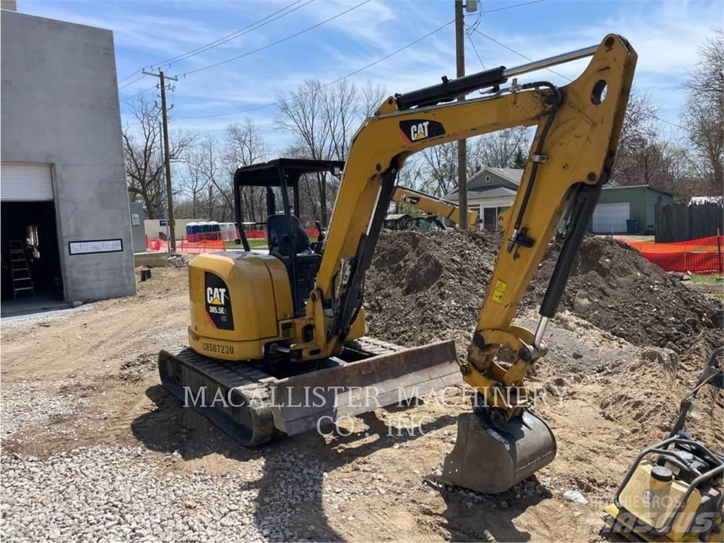 CAT 305.5E2CR حفارات زحافة