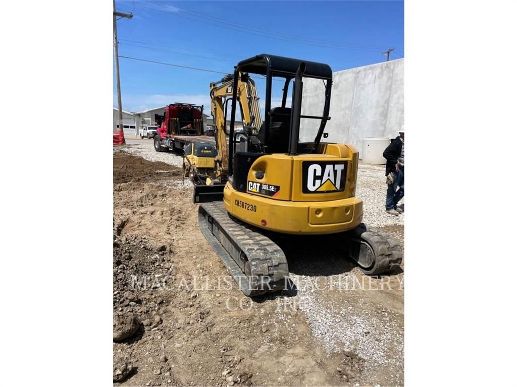 CAT 305.5E2CR حفارات زحافة