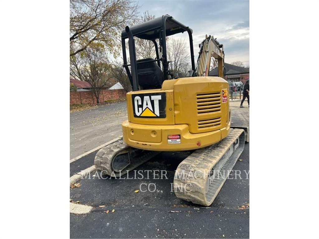 CAT 305.5E2CR حفارات زحافة