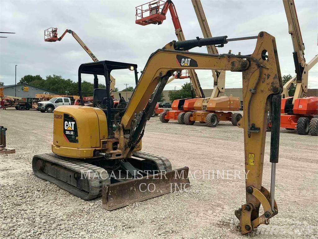 CAT 305.5E2CR حفارات زحافة
