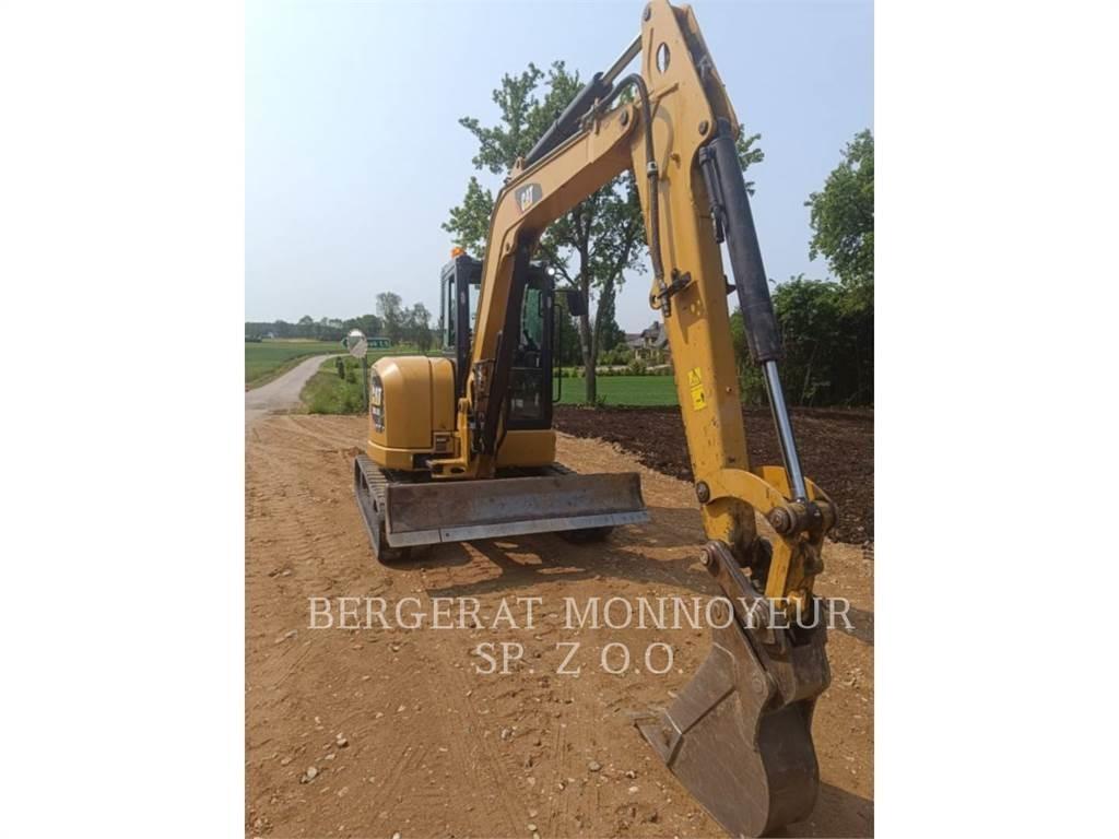 CAT 305.5E2CR حفارات زحافة