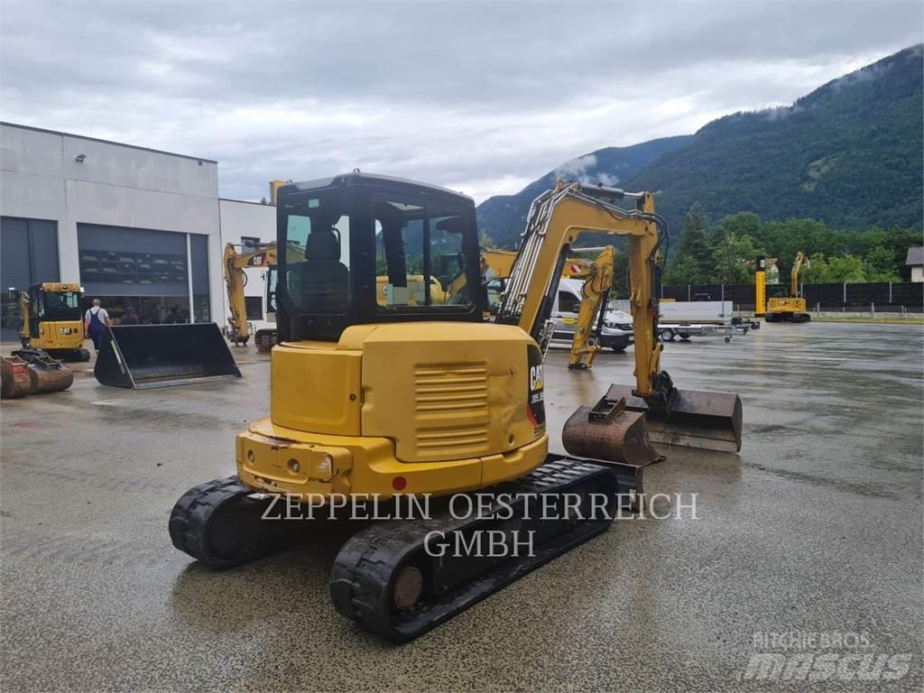 CAT 305.5E2CR حفارات زحافة