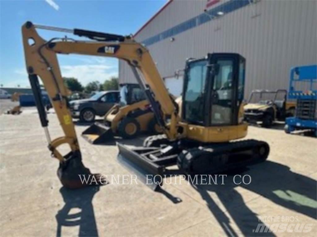 CAT 305.5E2CR حفارات زحافة