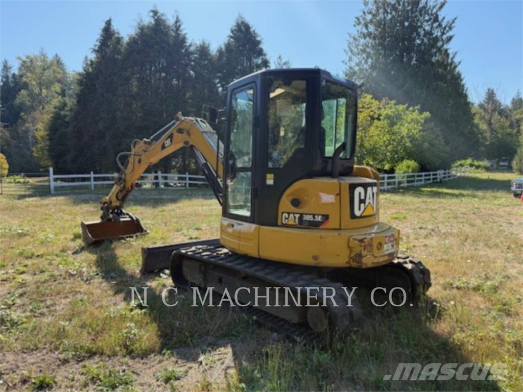 CAT 305.5E2CRB حفارات زحافة