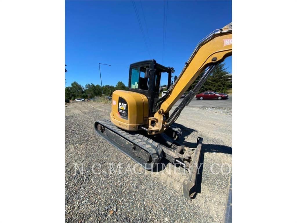 CAT 305.5E2CRB حفارات زحافة